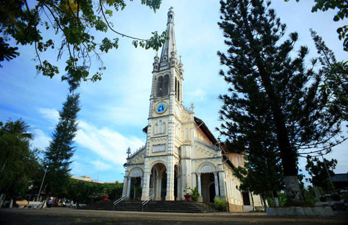 Cảnh đẹp huyện Cái Bè - Nhà thờ Cái Bè