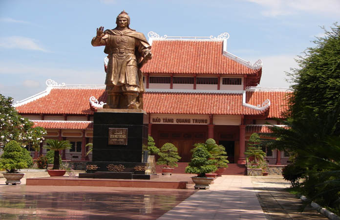 Du lịch tâm linh Nghệ An - Đền Vua Quang Trung